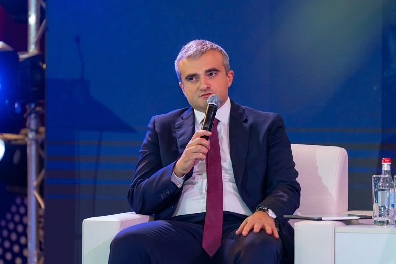 Արմեն Ստեփանյան 2.jpg (93 KB)