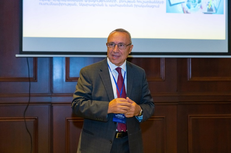 Չիլինգարյան Ահարոն.jpg (95 KB)