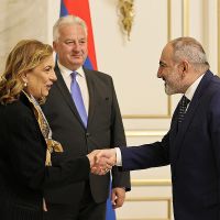 Վարչապետ Փաշինյանն ընդունել է Հունգարիայի փոխվարչապետ Ժոլտ Շեյմենին