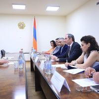 Նախարար Ռոբերտ Խաչատրյանն ընդունել է ԿՏՀ ղեկավար կազմին