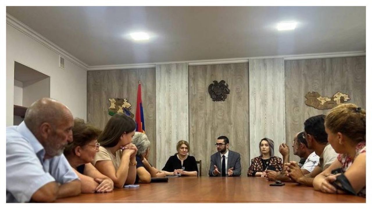 ՀՀ-ում բնակվող փախստականի կարգավիճակ ունեցող 13 ընտանիք բնակարանի գնման վկայագիր է ստացել