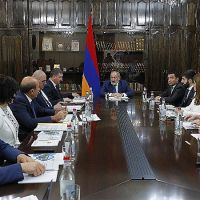 Վարչապետին ներկայացվել է Շիրակի մարզպետի աշխատակազմի աշխատանքային գործունեության հաշվետվությունը
