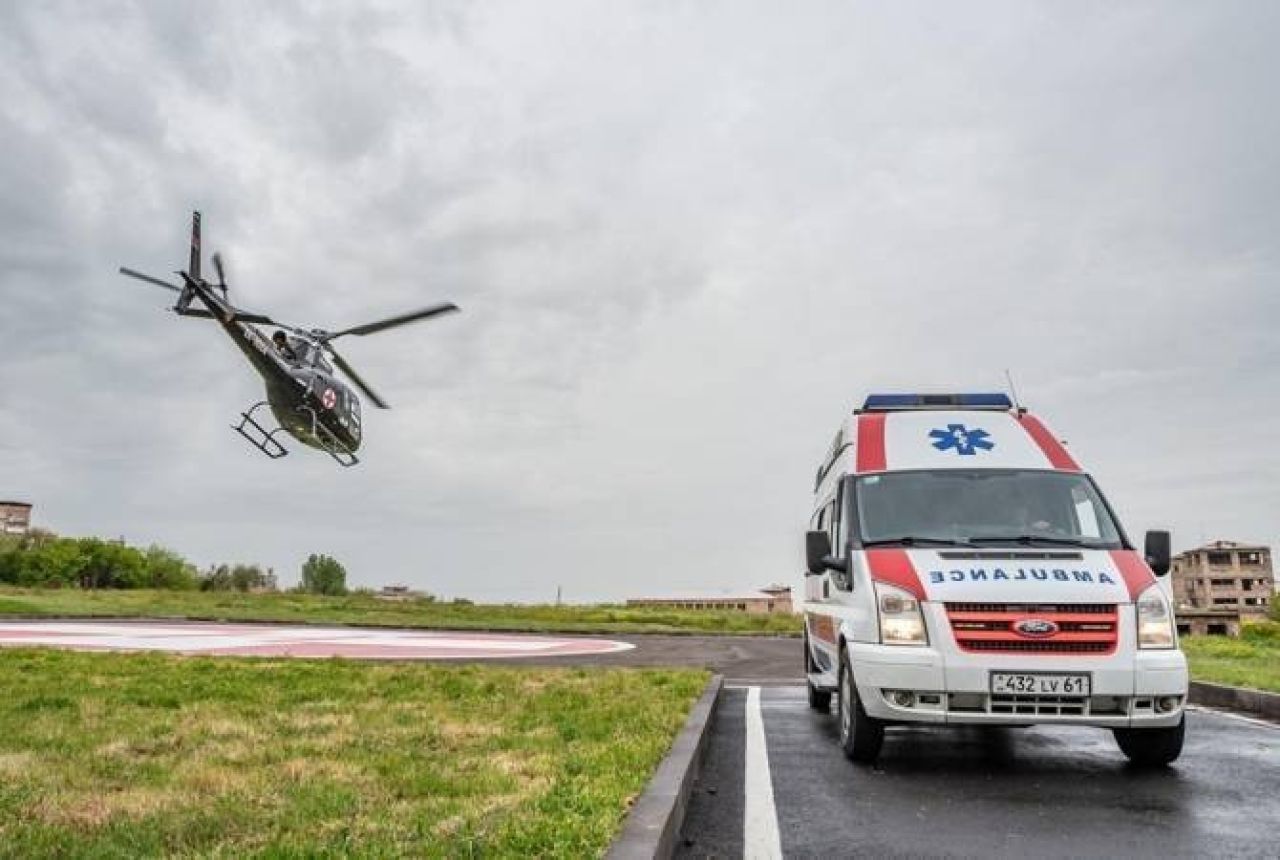 Հայաստանից բժիշկների թիմն ուղղաթիռով մեկնել է Ստեփանակերտ