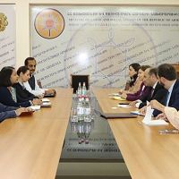 Նարեկ Մկրտչյանն ընդունել է ՀՀ-ում Հնդկաստանի Հանրապետության արտակարգ և լիազոր դեսպան Նիլակշի Սահա Սինհային