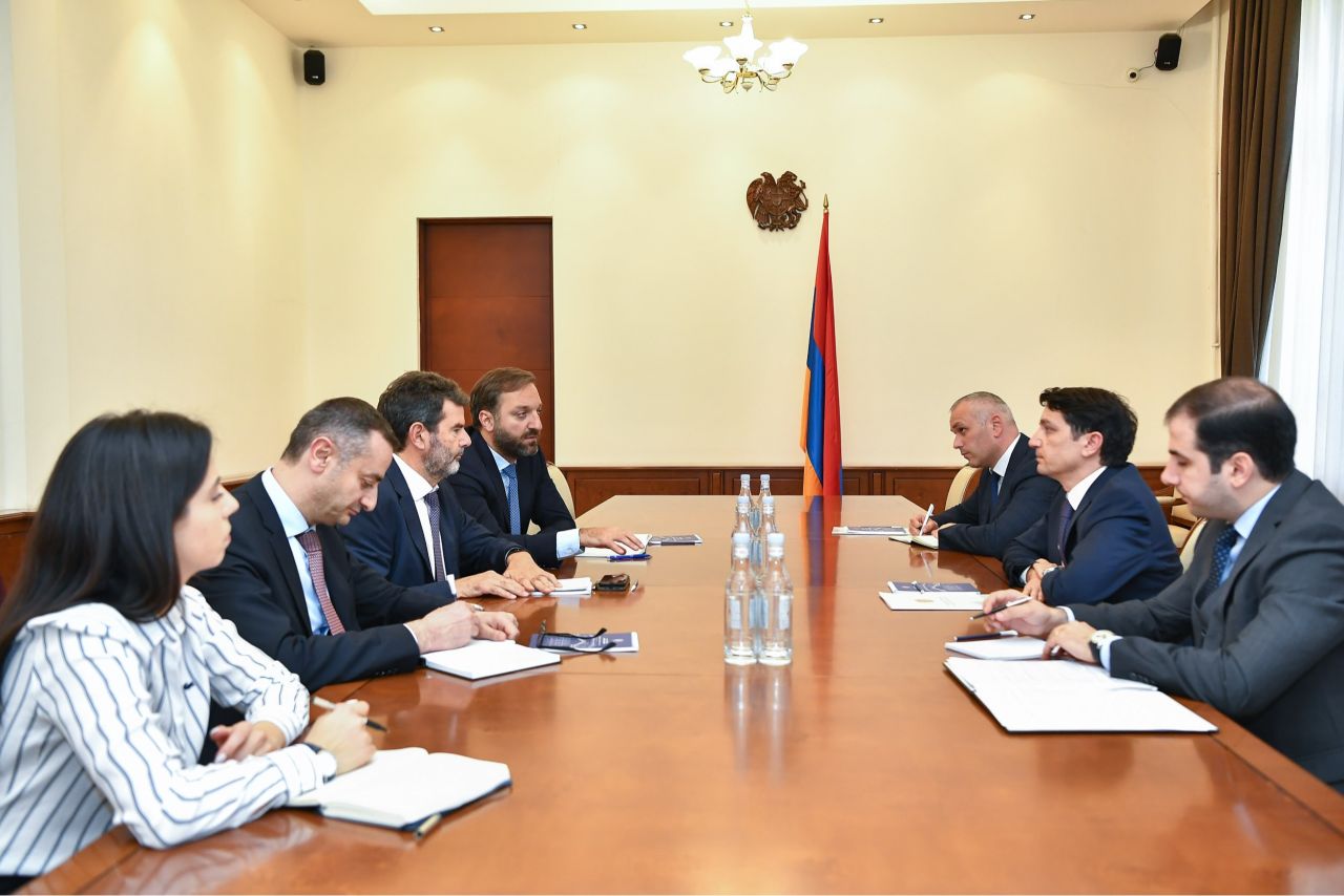 Ֆինանսների նախարարն ընդունել է ՎԶԵԲ տարածաշրջանային տնօրենին