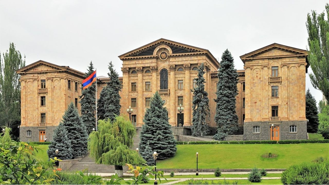Ազգային ժողովի աշխատակազմին հատկացվող բյուջեն կավելանա 195 մլն դրամով