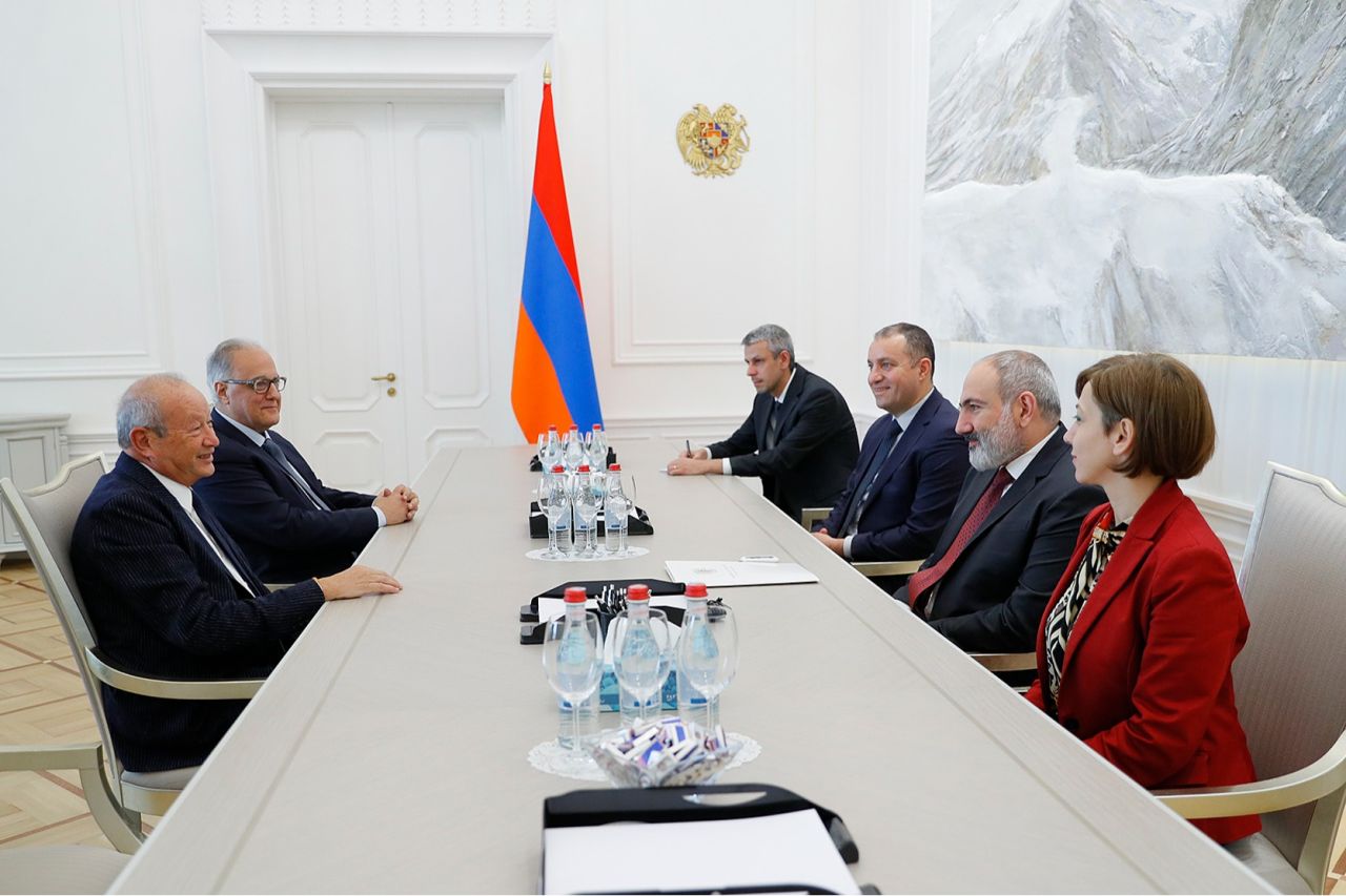 Վարչապետ Փաշինյանն ընդունել է խոշոր գործարար Նագիբ Սավիրիսին