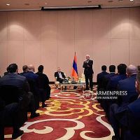 ՀՀ նախագահը ԱՄԷ֊ի հայ համայնքին ներկայացրեց Հայաստանի շուրջ ստեղծված իրավիճակը