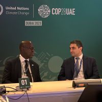 COP 28-ի շրջանակում Հակոբ Սիմիդյանը հանդիպել է «Անապատացման դեմ պայքարի» կոնվենցիայի COP15 նախագահի ղեկավարած պատվիրակության հետ