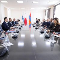 ԵԱՀԿ գործող նախագահը այցելել է Հայաստան, ԱԳՆ-ում ընդլայնված կազմով հանդիպում է