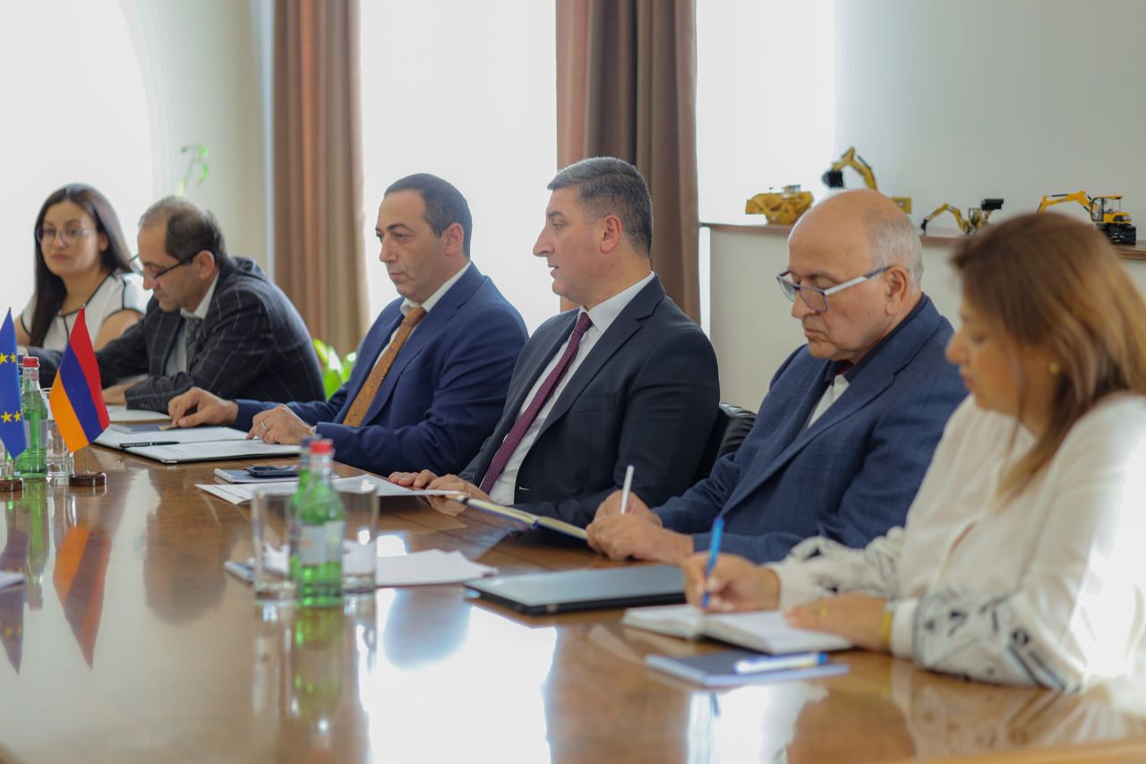 Գնել Սանոսյանն ընդունել է ՀՀ-ում ԵՄ պատվիրակության հաղորդակցության բաժնի ղեկավար Ֆրանկ Հեսսին