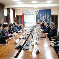 Սպահանի ոսկու, ոսկյա իրերի արտահանման կոնսորցիումի տնօրենի հետ քննարկվել են ոլորտում համագործակցությունը