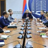 ՀՀ էկոնոմիկայի նախարար Գ․ Պապոյանն այսօր հանդիպել է հյուրանոցային և ռեստորանային բիզնեսի 37 գործարարների