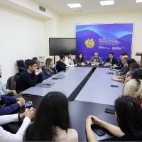 ԲՏԱ նախարարի տեղակալ Ռ. Սիմոնյանը հանդիպել է Plug and Play-ի իրականացրած ծրագրի մասնակիցներին