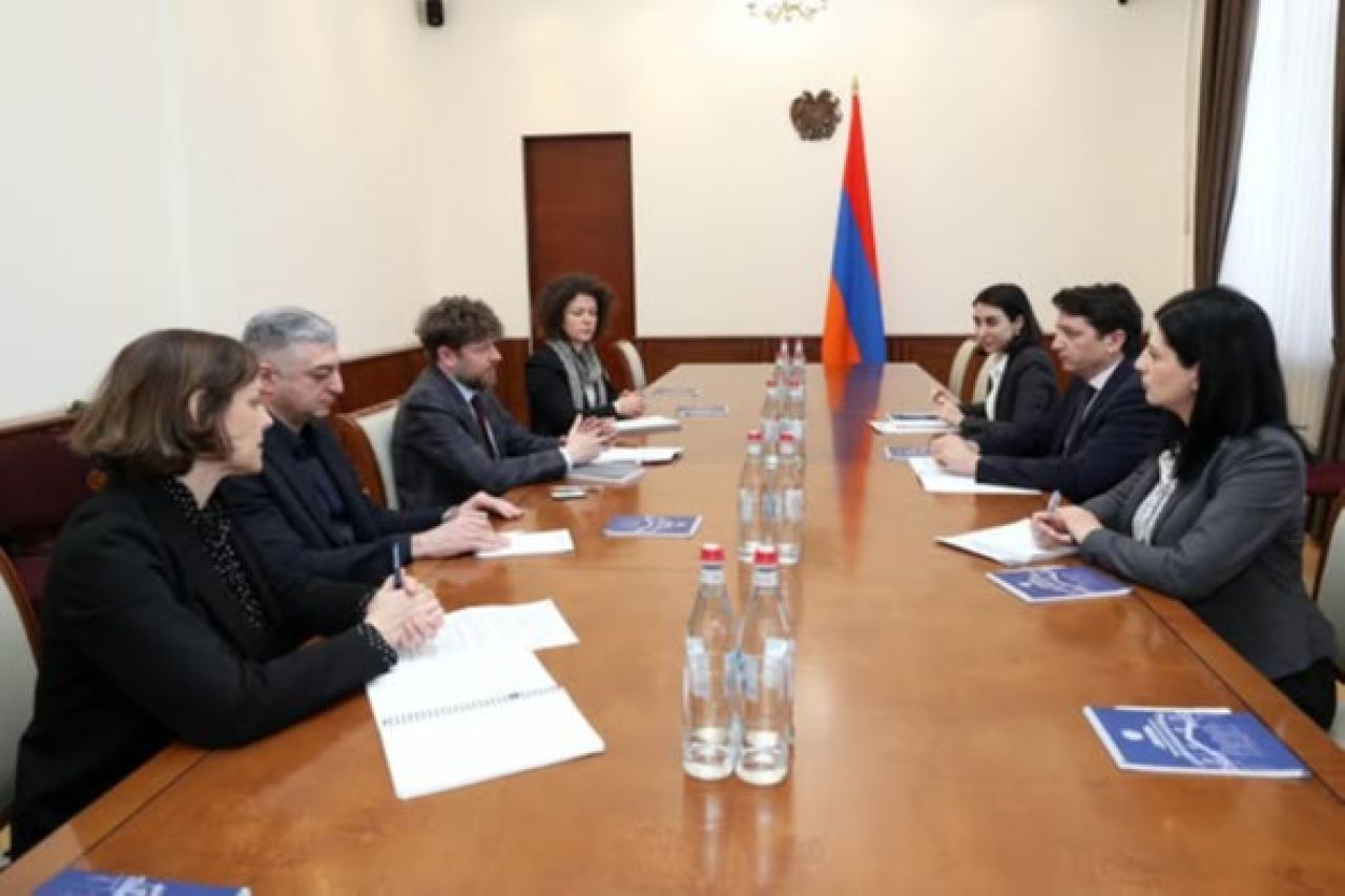 Վ․ Հովհաննիսյանը հանդիպել է Զարգացման ֆրանսիական գործակալության Հարավային Կովկասի գրասենյակի տնօրենի և Հայաստանում Ֆրանսիայի արտակարգ և լիազոր դեսպանի հետ