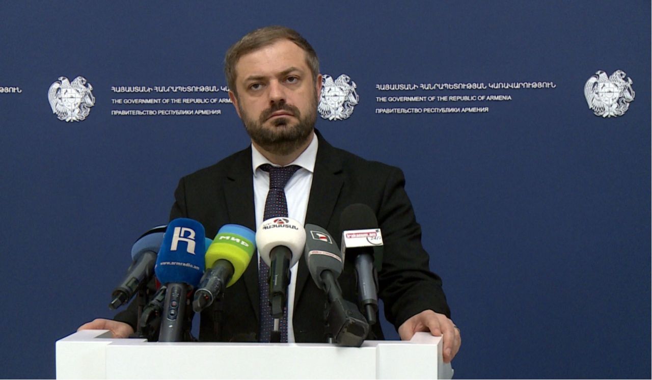 Գևորգ Պապոյանը կայցելի Արմավիրի գյուղեր՝ տեղում ծանոթանալու կարկուտից հետո ստեղծված իրավիճակին