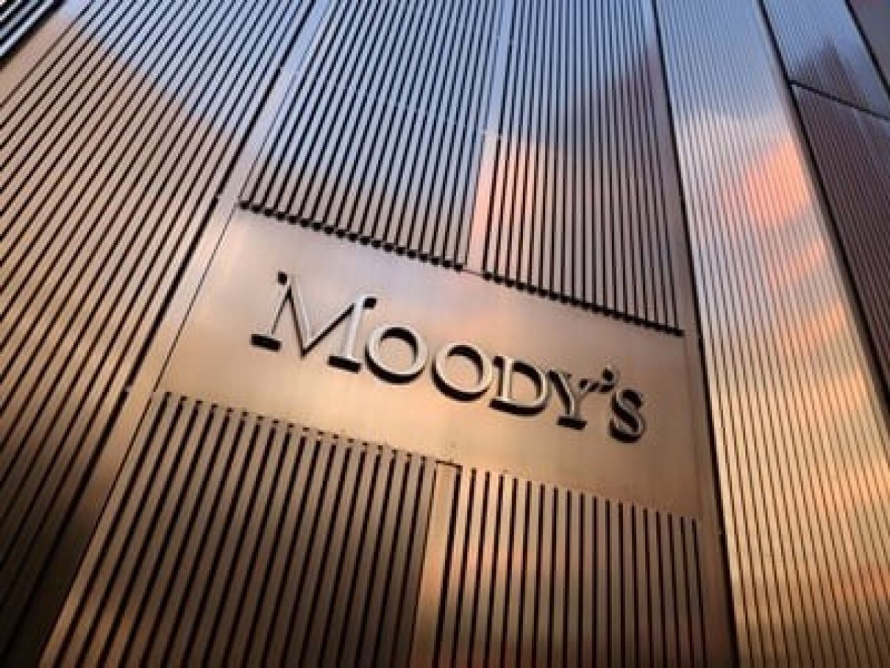 Moody's-ը ԱՄՆ-ին զրկել է բարձրագույն վարկային վարկանիշից