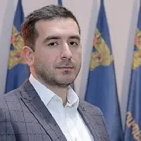 Ավինյանի որոշմամբ ապամոնտաժվել են Սարյան 24 հասցեին հարակից տեղադրված մետաղական շինություններ