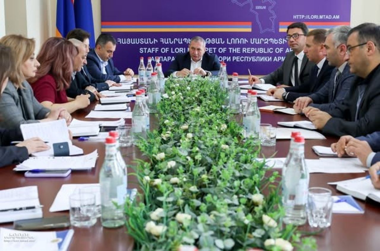 Լոռու մարզպետ Արամ Ղազարյանը աշխատանքային խորհրդակցություն է անցկացրել
