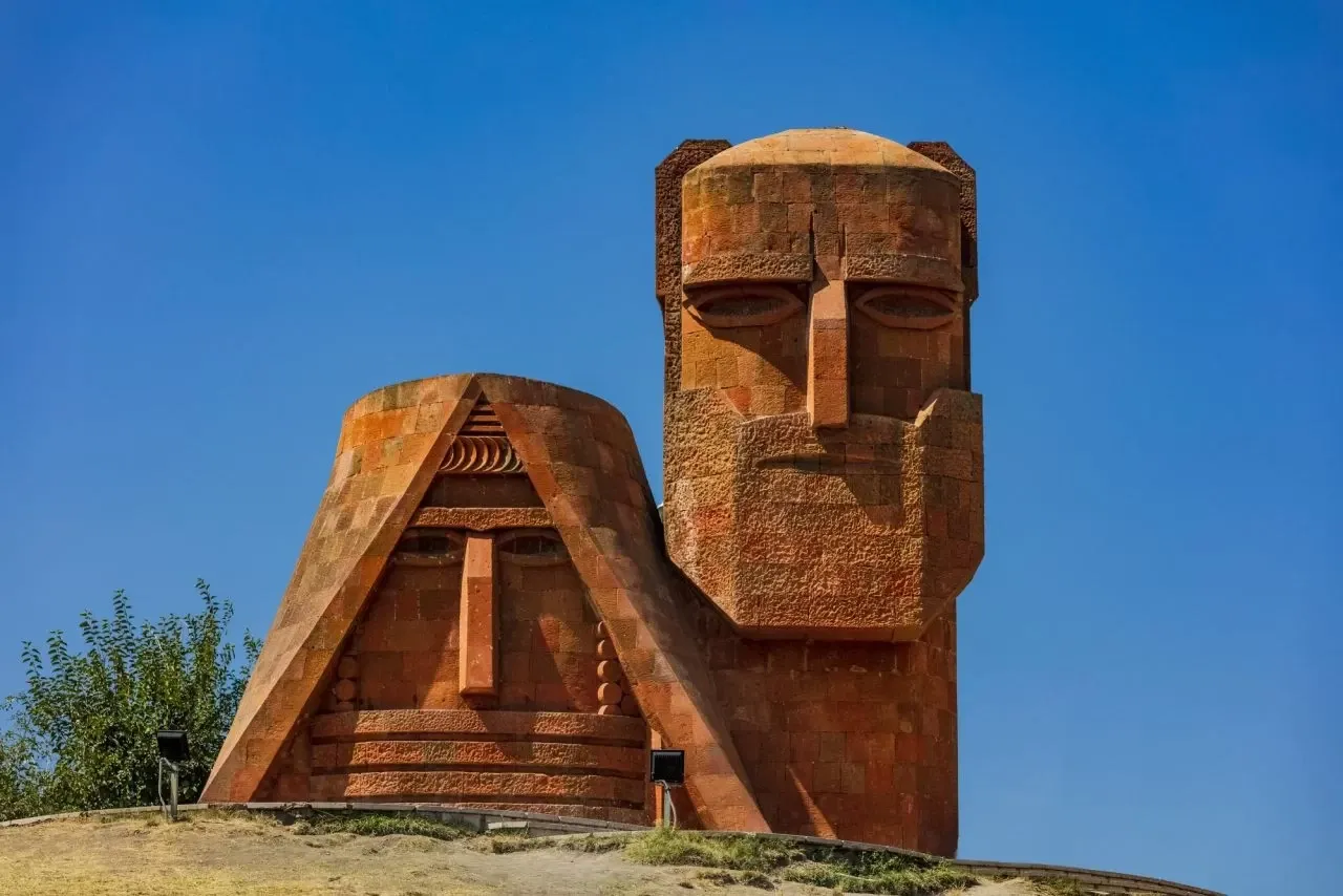 Արցախից բռնի տեղահանված կարիքավոր ընտանիքներին լրացուցիչ հրատապ սոցիալական աջակցության ծրագիրը վերամեկնարկել է