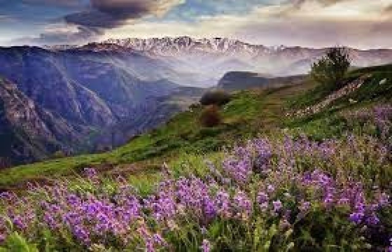 Այսօր կեսօրից հետո հանրապետության առանձին շրջաններում հնարավոր է կարճատև անձրև