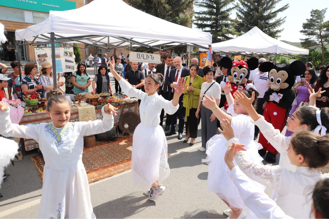 Տոնդ շնորհավոր, սիրելի՛ Անի․Անիի օրվան նվիրված միջոցառումները շարունակվել են մեծ համերգային ծրագրով