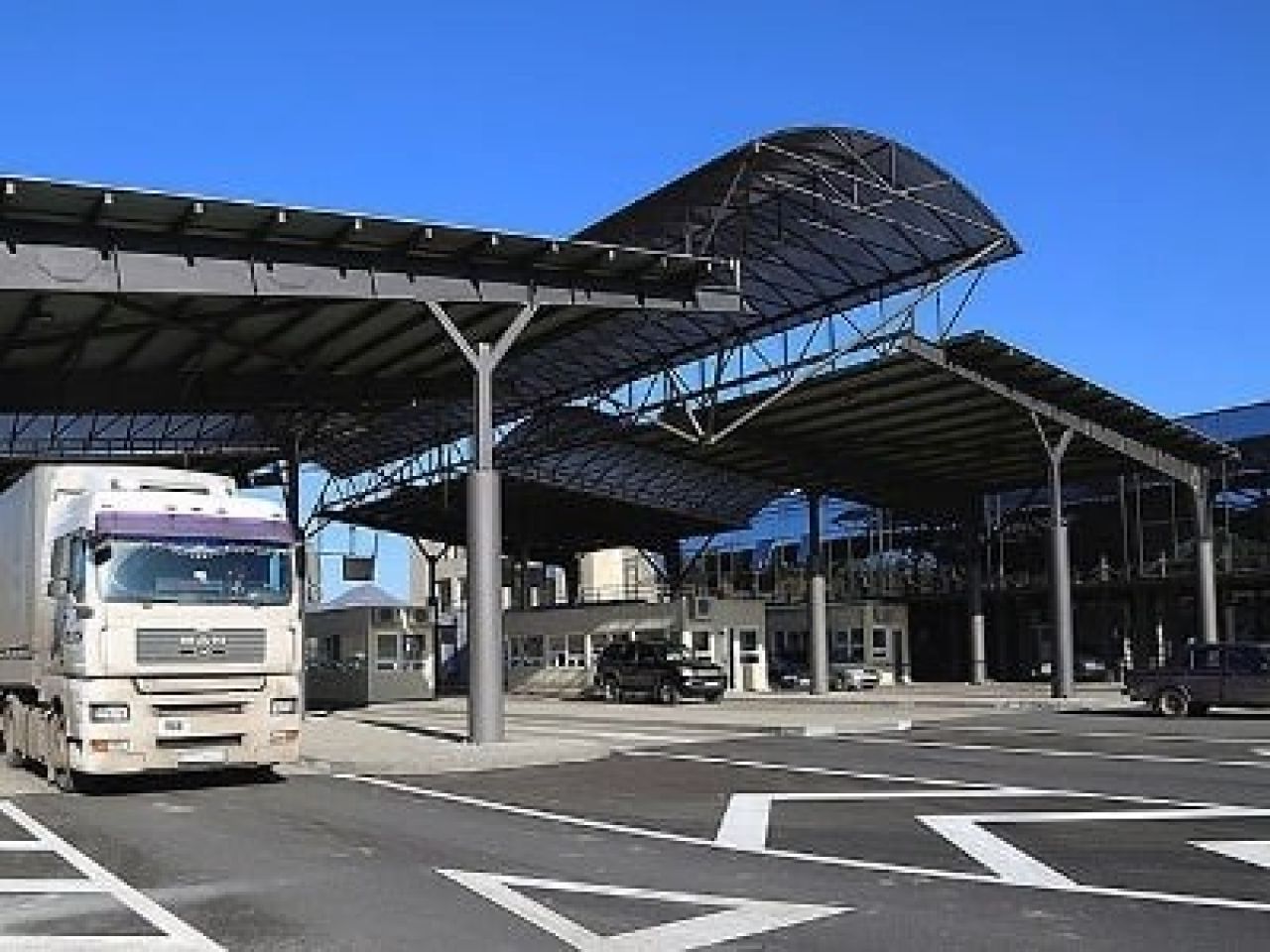 Բագրատաշենի մաքսակետի աշխատողները կազմել են առևտրականների «սև ցուցակ» և մուտքը Վրաստան արգելել են․ Ակցիա