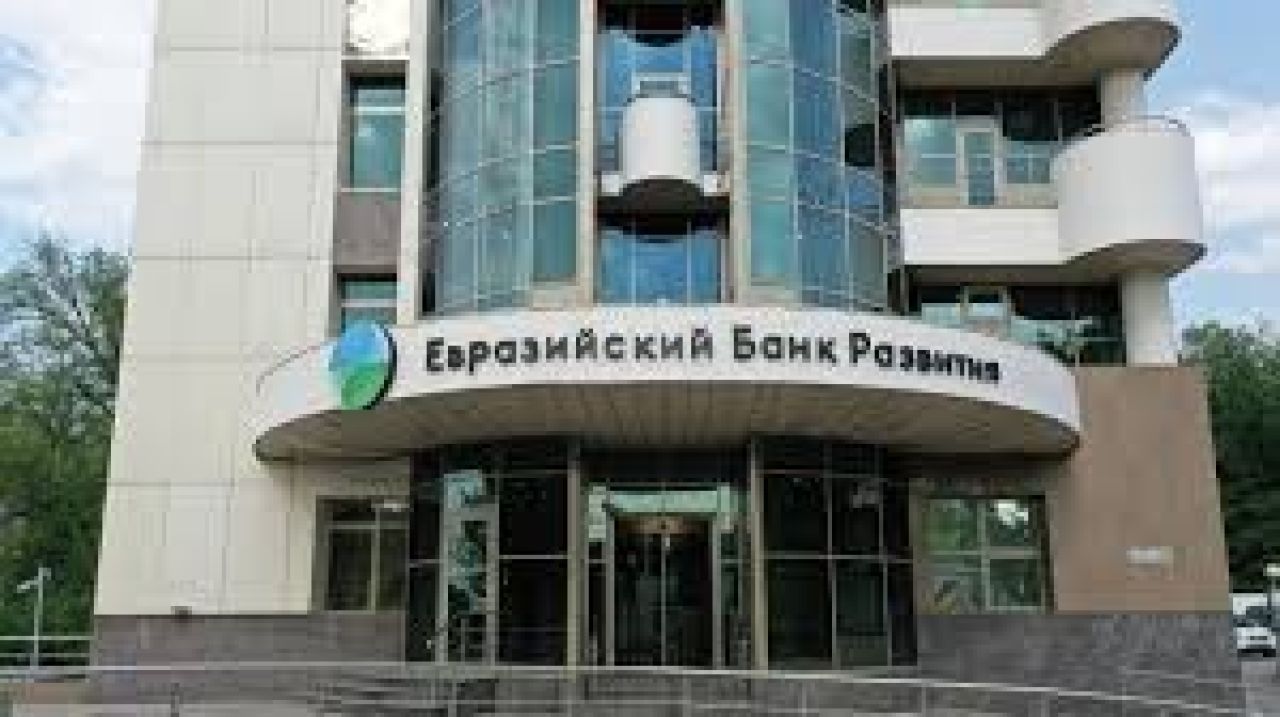 ԵԱԶԲ-ն 2026թ․–ին ՀՀ տնտեսական աճը կանխատեսում է 5.3%, 2027 թ.-ին՝ 5%
