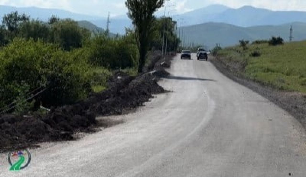 Հիմնանորոգվում է Խնձորեսկ-Ներքին Խնձորեսկ ավտոճանապարհի մի հատվածը (վիդեո)