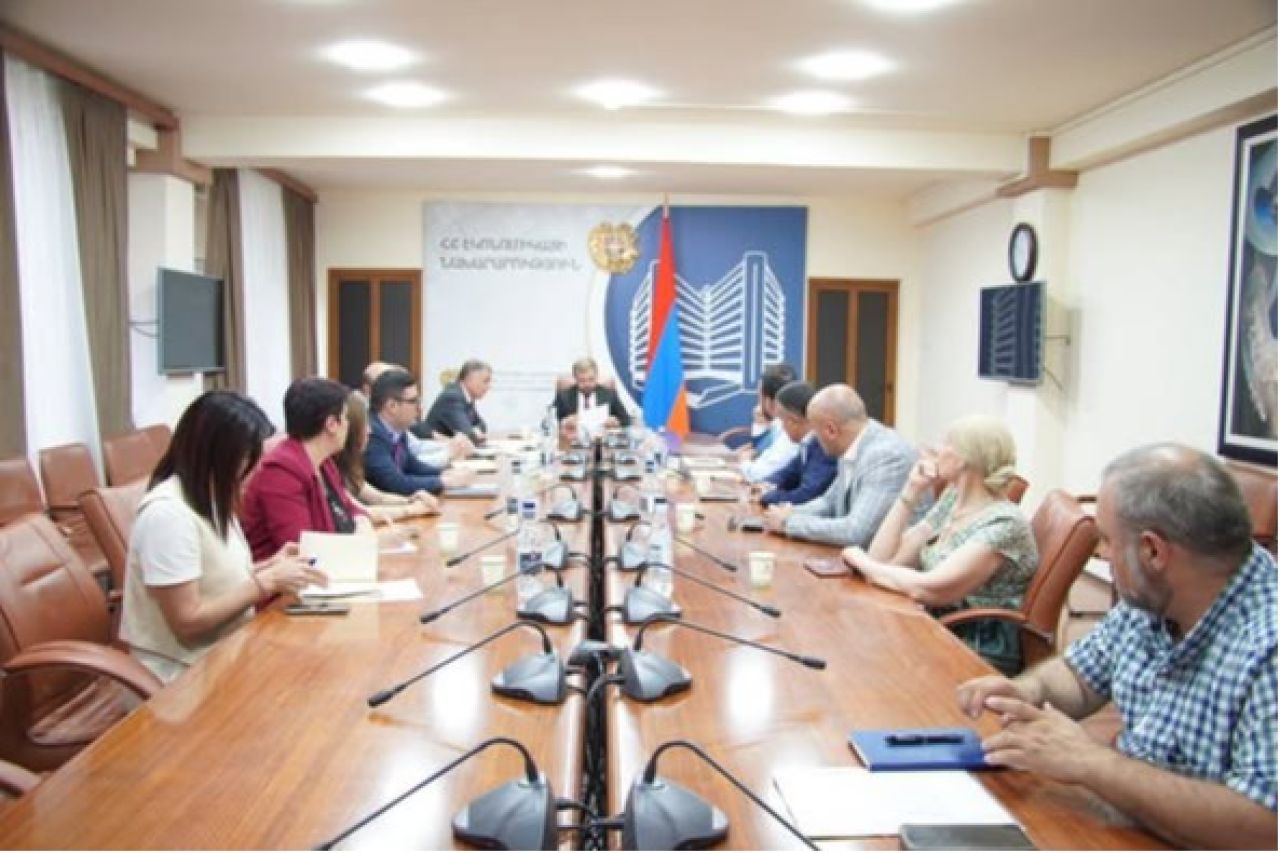 Քննարկվել են կառուցապատմանը վերաբերող մի շարք առանցքային հարցեր