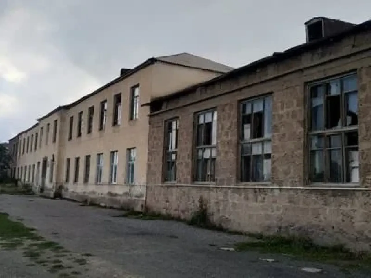 Կառավարությունը լուծարեց Սյունիքի մարզի Լիճքի միջնակարգ դպրոցը