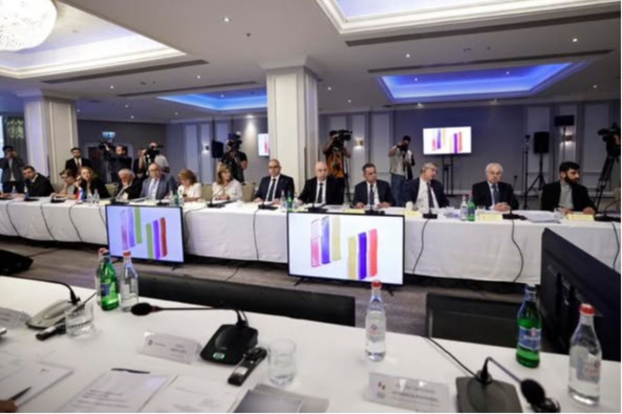 Կայացել է «Հայաստան» համահայկական հիմնադրամի հոգաբարձուների խորհրդի հերթական նիստը