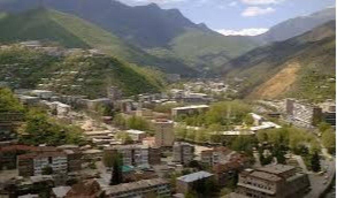 Կապանի Երկաթուղայինների փողոցի որոշ  շենքերի բակեր կնորոգվեն