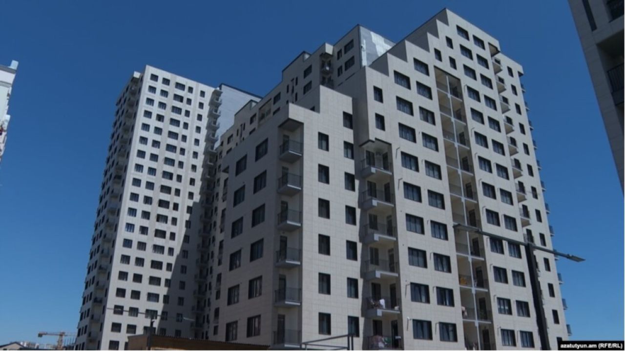 Քաղաքացին դատի է տվել կառուցապատող ընկերությանը, վերջինս էլ՝ նրան և այլ բնակիչների