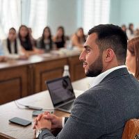 Խոյ համանքի երիտասարդների հետ քննարկվել են նրանց հուզող հարցերը