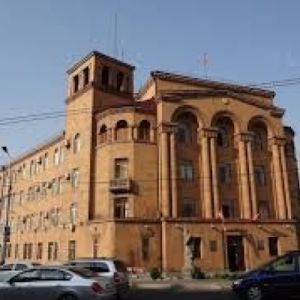 Ավտոմեքենայի տաքացած սրահում որոշ իրեր կարող են պայթել կամ դառնալ հրդեհի պատճառ. իրազեկում