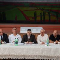 Օրերս ՀՀ Վայոց ձորի մարզպետ Կոլյա Միքաելյանը հանդիպել է բնակիչների հետ