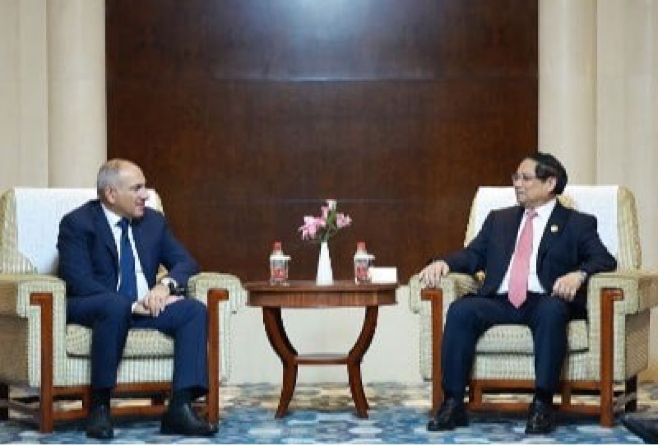 Փաշինյանը հանդիպել է Չինաստանի վարչապետին