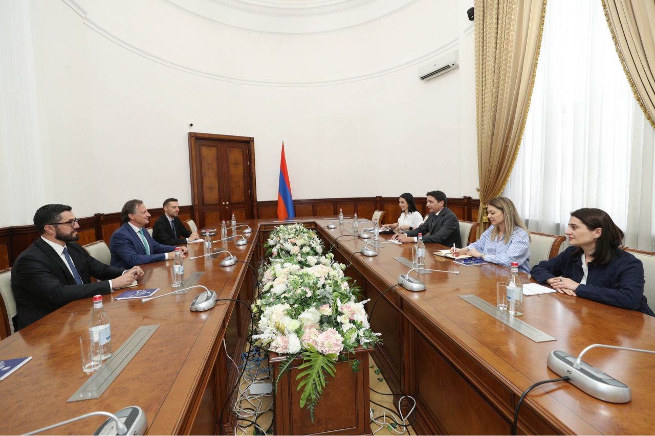 ՀՀ ֆինանսների նախարարն ընդունել է Հայաստանում Իտալիայի Հանրապետության արտակարգ և լիազոր դեսպանին