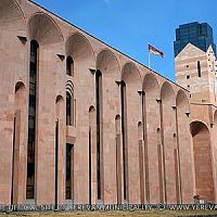 Նոր Նորքի 4–րդ զանգվածում խաղահրապարակի տեղում շենք կառուցելու հարցը հանվեց ավագանու օրակարգից