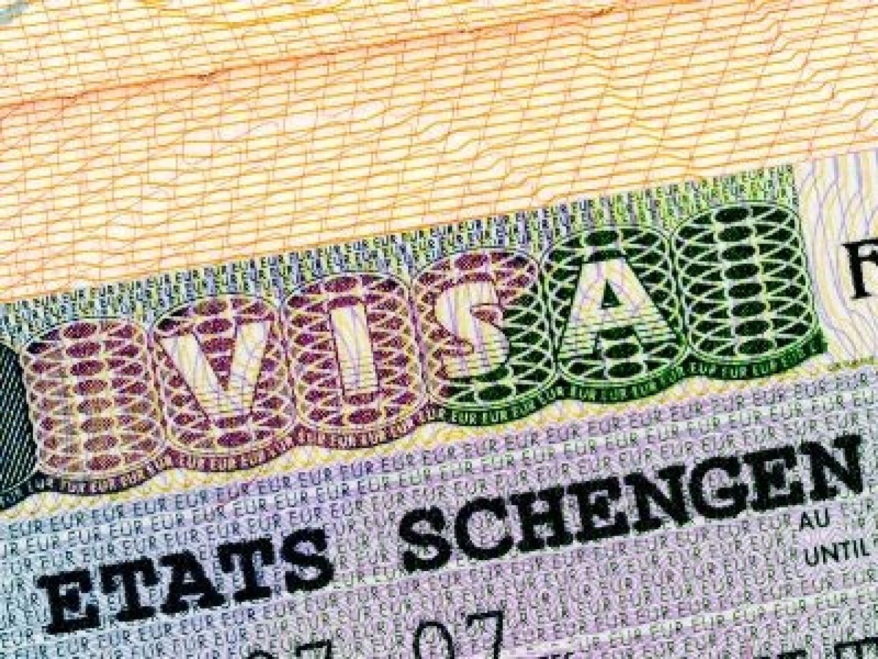 Եվրահանձնաժողովը տարեվերջին ռուսներին վիզաների տրամադրման նոր ռազմավարություն կներկայացնի