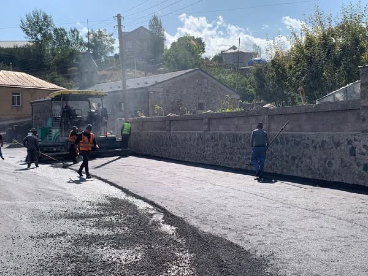 Մարտունի քաղաքում մոտ 3.5կմ ճանապարհ է նորոգվում