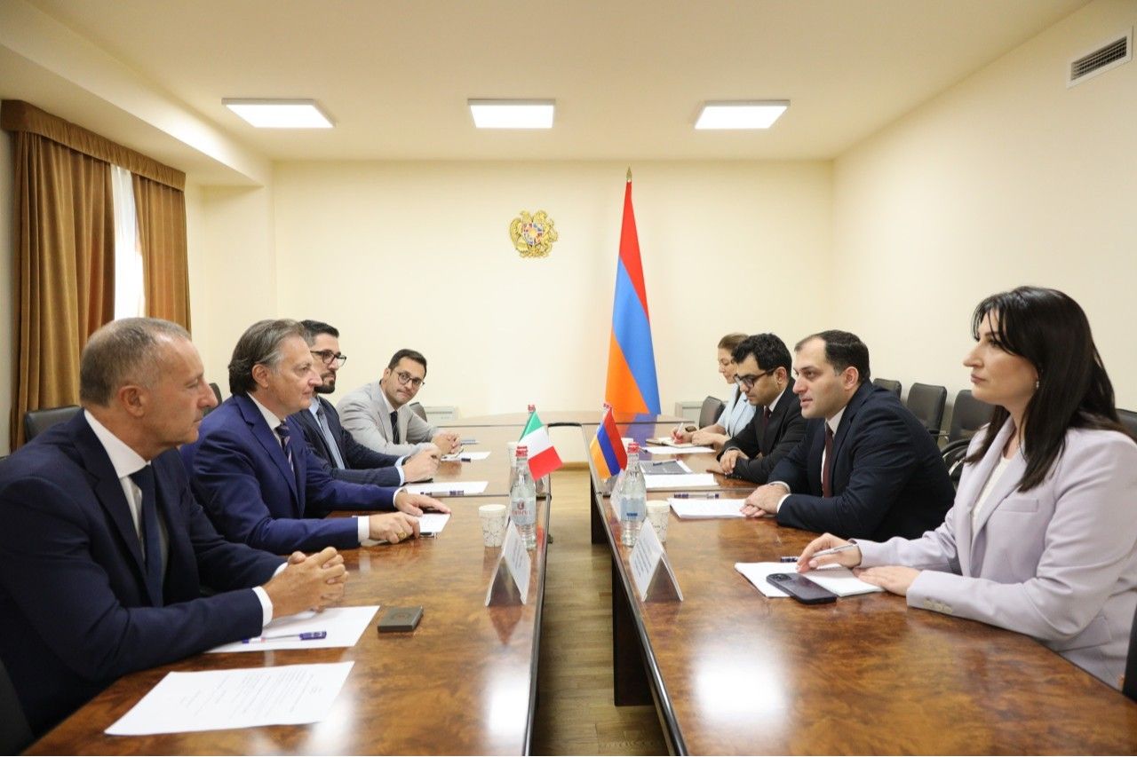 Գևորգ Մանթաշյանն ընդունել է ՀՀ-ում Իտալիայի Հանրապետության արտակարգ և լիազոր դեսպանին