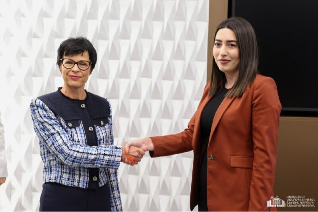 ՆԳ նախարարը և ԵՄ հանձնակատարը քննարկել են ԵՄ վիզաների ազատականացման դինամիկ ընթացքը