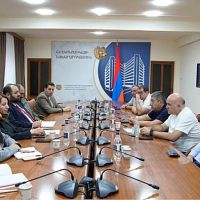 Հանդիպում թեթև արդյունաբերության ոլորտի ներկայացուցիչների հետ