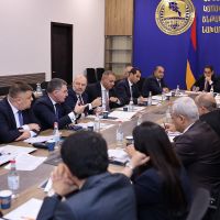 Դավիթ Խուդաթյանն այսօր մարզպետների մասնակցությամբ հերթական խորհրդակցությունն է անցկացրել