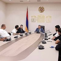 Վարորդների հետ քննարկվել է ճանապարհային երթևեկության անվտանգությանն առնչվող փոփոխությունները