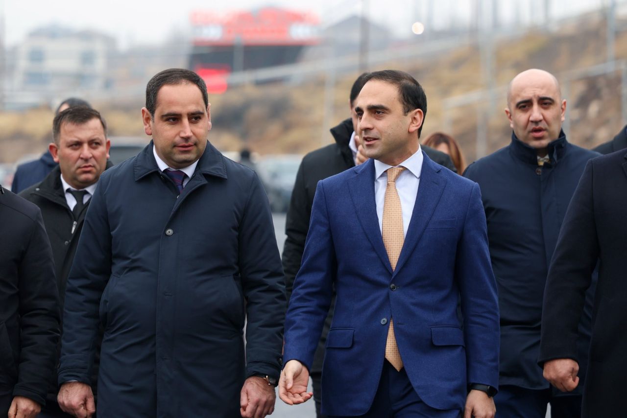 Երևան մտնող միջմարզային ճանապարհները նորոգվում են