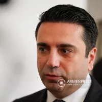 Բոլոր տեսակի ապրանքների ապրանքաշրջանառություն պետք է լինի. Ալեն Սիմոնյանը՝ Բաքվի հետ առևտրի մասին