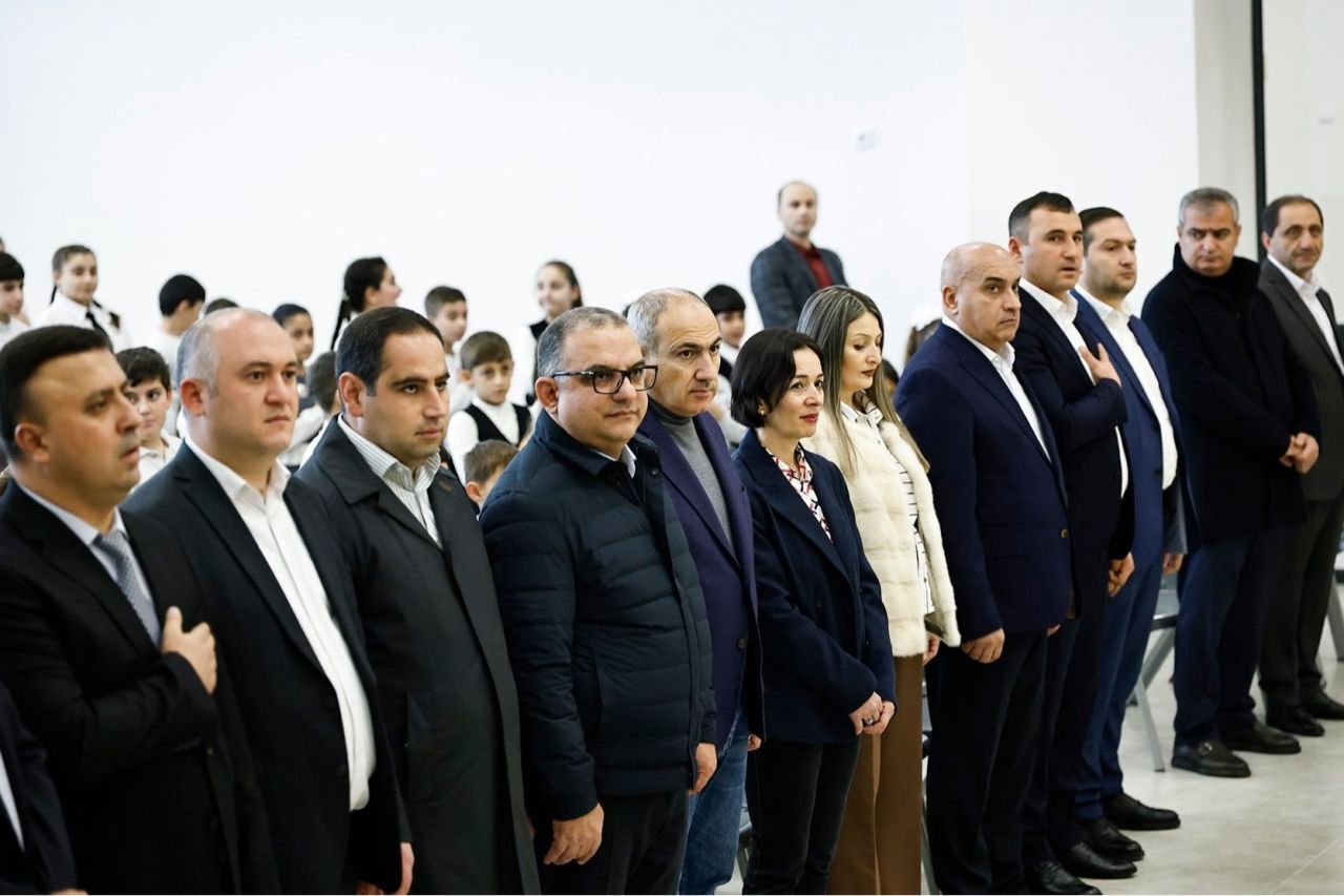 Նիկոլ Փաշինյանն ծանոթացել է Մասիս համայնքի Հայանիստ բնակավայրի միջնակարգ դպրոցի կառուցման աշխատանքներին